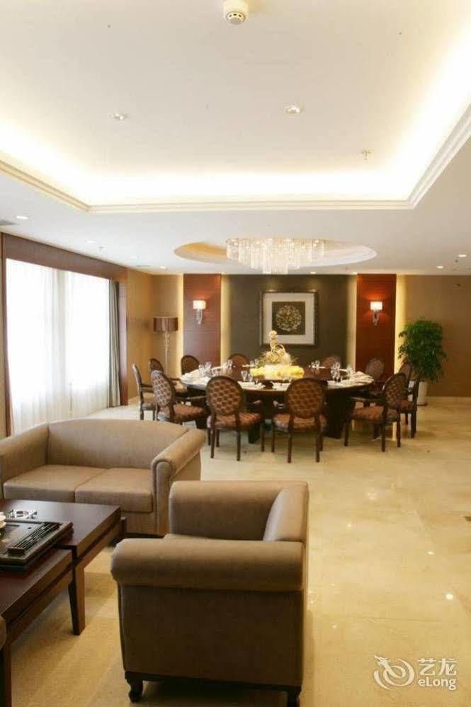 Changchun Ya Tai Hotel Exterior foto