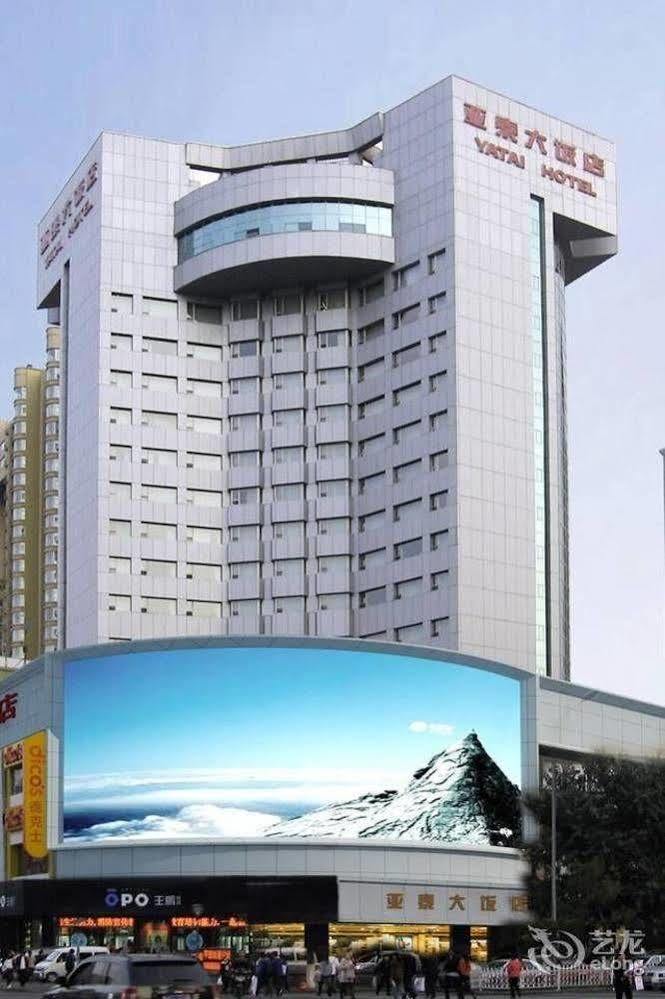 Changchun Ya Tai Hotel Exterior foto